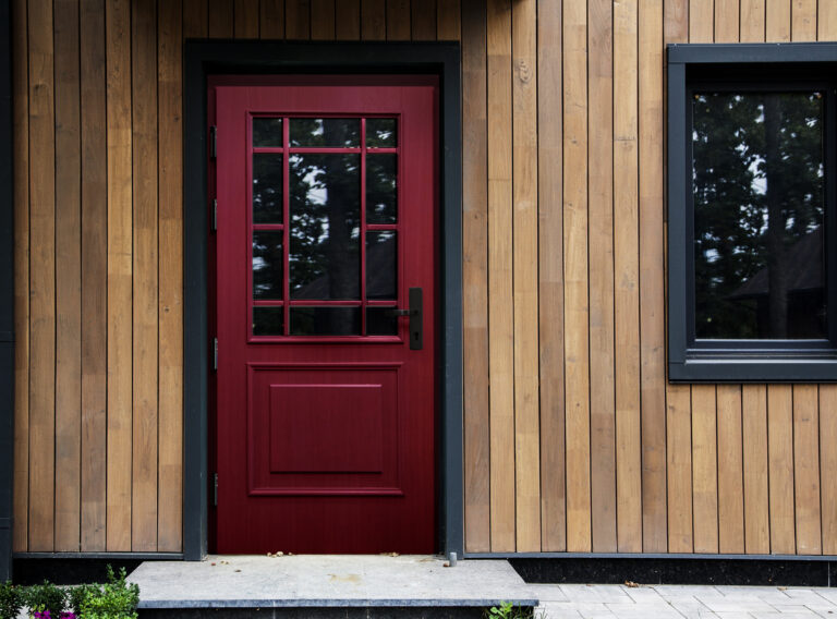 drzwi zewnętrzne drewniane drzwi antywłamaniowe z dużym przeszkleniem klasyczne vintage Wiktoria